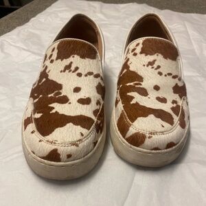 Vionic Dinora Brown/White Cow Hair Leather Slip On Deck Shoes